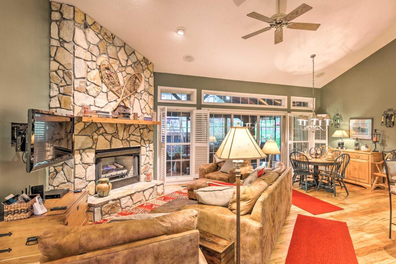 Stunning Beech Mountain Cabin With Porch And Hearth Exterior foto