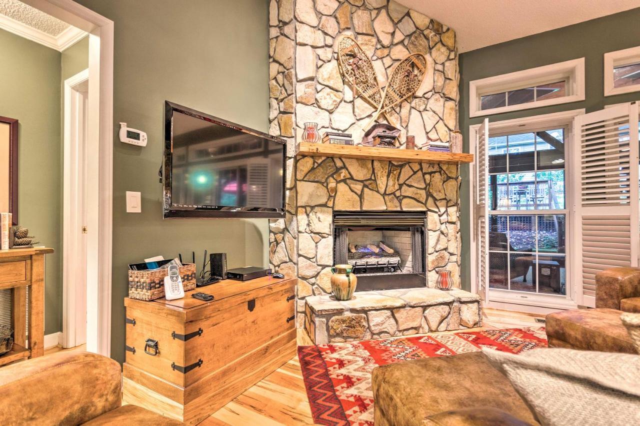 Stunning Beech Mountain Cabin With Porch And Hearth Exterior foto